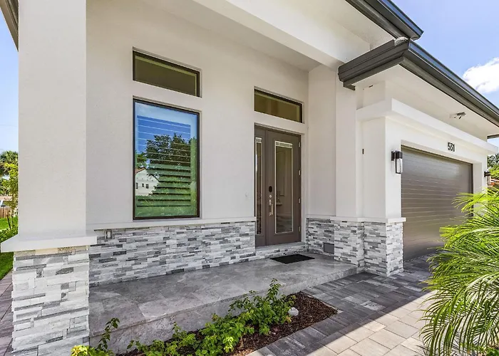 Villa Del Mare At The Beach W 4 En-Suites