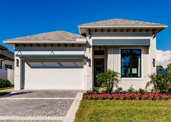 Luxe Coastal Getaway Naples Vanderbilt Beach