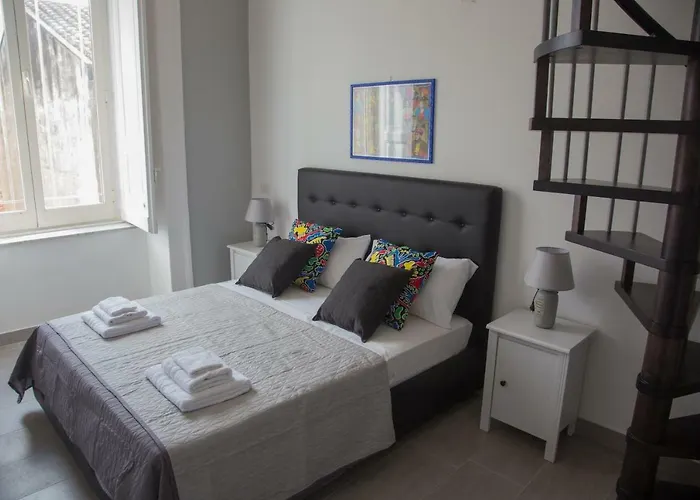 La villa: Vesuvius Luxury Suites